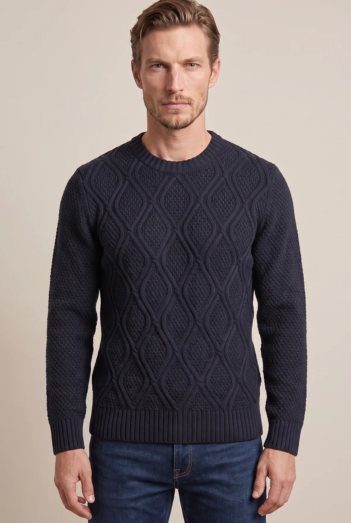 MAGLIA GIROCOLLO CON TRECCE E TRAMA