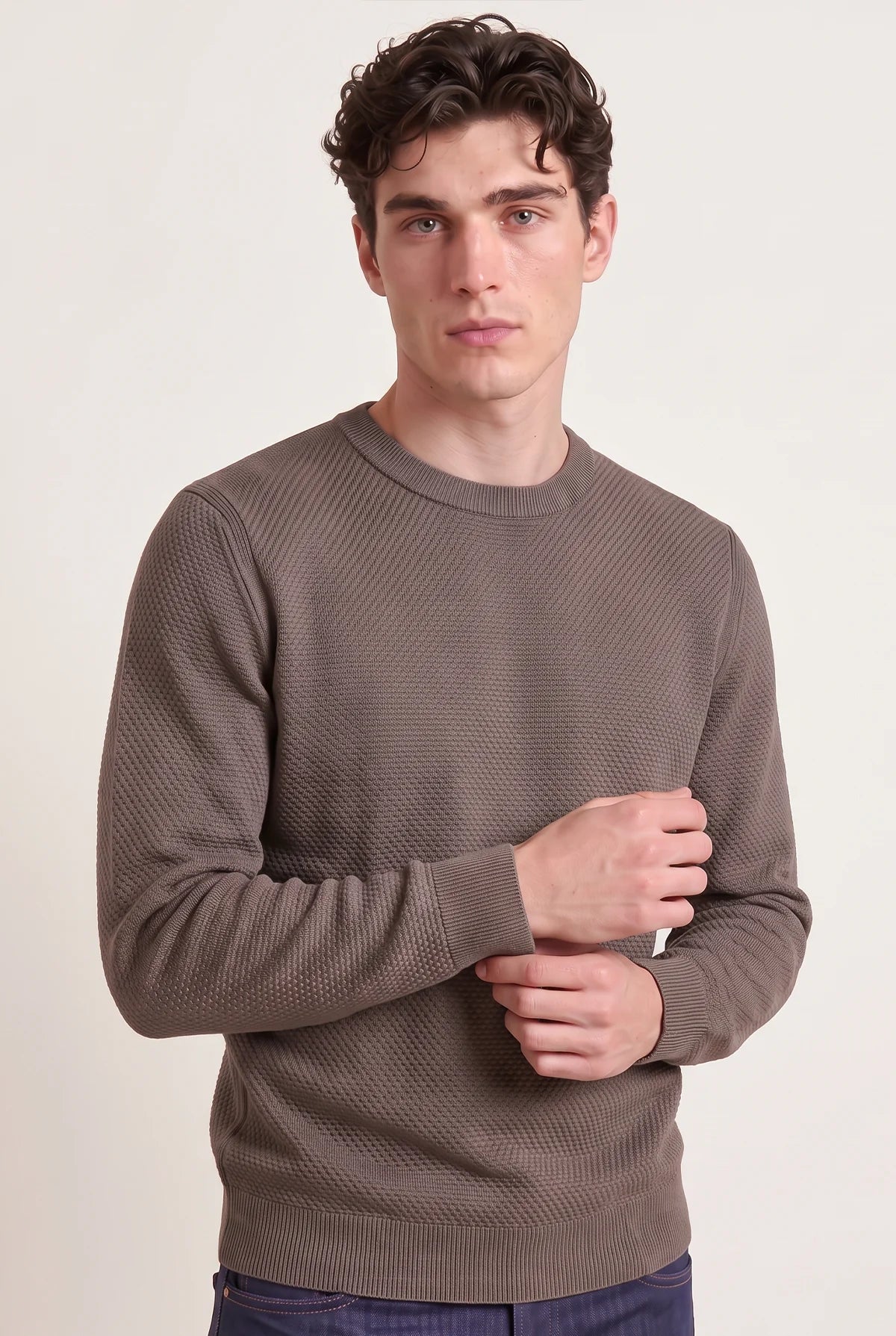 MAGLIA GIROCOLLO IN VISCOSA OPERATA