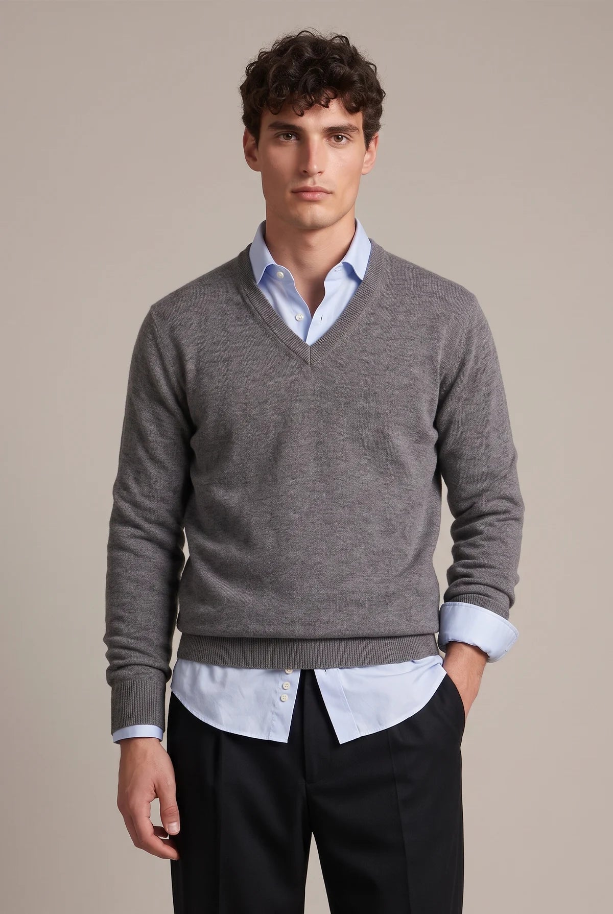 MAGLIA CON SCOLLO A V IN CASHMERE, LANA, SETA E MODAL