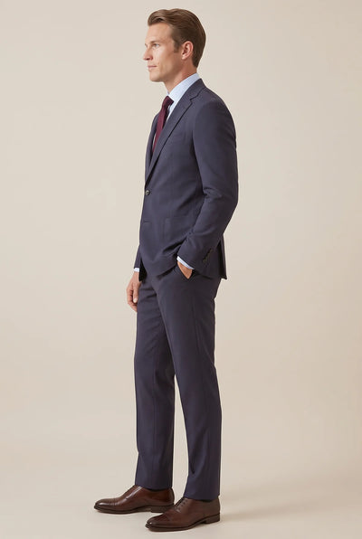 ABITO UOMO TECNICO LEGGERO E VERSATILE